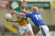 13 May 2018; Craig Dunne of Offaly in action against Mark Kenny of Wicklow during the Leinster GAA Football Senior Championship Preliminary Round match between Offaly and Wicklow at O'Moore Park in Laois. Photo by Piaras Ó Mídheach/Sportsfile