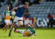 13 May 2018; James Stafford of Wicklow in action against Craig Dunne of Offaly during the Leinster GAA Football Senior Championship Preliminary Round match between Offaly and Wicklow at O'Moore Park in Laois. Photo by Piaras Ó Mídheach/Sportsfile