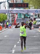 20 May 2018; Dan Tanui crosses the finish line to win the SPAR Streets of Dublin 5K at the CHQ Building in Dublin. Photo by David Fitzgerald/Sportsfile