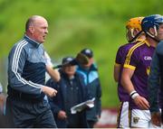 20 May 2018; Dublin manager Pat Gilroy engages with Wexford players during the Leinster GAA Hurling Senior Championship Round 2 match between Wexford and Dublin at Innovate Wexford Park in Wexford. Photo by Daire Brennan/Sportsfile