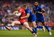 26 May 2018; Steff Evans of Scarlets is tackled by Jordan Larmour of Leinster during the Guinness PRO14 Final between Leinster and Scarlets at the Aviva Stadium in Dublin. Photo by David Fitzgerald/Sportsfile