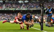 26 May 2018; James Lowe of Leinster scores his side's second try during the Guinness PRO14 Final between Leinster and Scarlets at the Aviva Stadium in Dublin. Photo by Ramsey Cardy/Sportsfile