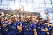 26 May 2018; Isa Nacewa lifts the trophy for Leinster after the Guinness PRO14 Final match between Leinster and Scarlets at the Aviva Stadium in Dublin. Photo by Ramsey Cardy/Sportsfile