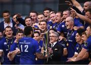 26 May 2018; Gerald Davis hands over the trophy to Leinster captain Isa Nacewa following the Guinness PRO14 Final between Leinster and Scarlets at the Aviva Stadium in Dublin. Photo by David Fitzgerald/Sportsfile