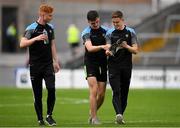 3 June 2018; Sligo players review the programme prior to the Connacht GAA Football Senior Championship semi-final match between Galway and Sligo at Pearse Stadium, Galway. Photo by Eóin Noonan/Sportsfile