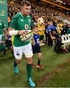 9 June 2018; Ireland captain Peter O'Mahony leads his side out prior to the 2018 Mitsubishi Estate Ireland Series 1st Test match between Australia and Ireland at Suncorp Stadium, in Brisbane, Australia. Photo by Brendan Moran/Sportsfile