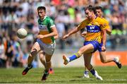 24 June 2018; Cian O'Dea of Clare shoots under pressure from James Lalor of Offaly during the GAA Football All-Ireland Senior Championship Round 2 match between Offaly and Clare at Bord Na Mona O’Connor Park in Tullamore, Offaly. Photo by Harry Murphy/Sportsfile
