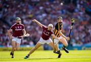 1 July 2018; Walter Walsh of Kilkenny in action against Daithí Burke of Galway during the Leinster GAA Hurling Senior Championship Final match between Kilkenny and Galway at Croke Park in Dublin. Photo by Stephen McCarthy/Sportsfile