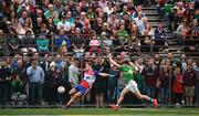 6 May 2018; Luke Kelly of New York and Oisín Madden of Leitrim during the Connacht GAA Football Senior Championship Quarter-Final match between New York and Leitrim at Gaelic Park in New York, USA. Photo by Stephen McCarthy/Sportsfile
