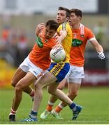 7 July 2018; Stephen Sheridan of Armagh in action against Cathal Cregg of Roscommon during the GAA Football All-Ireland Senior Championship Round 4 match between Roscommon and Armagh at O’Moore Park in Portlaoise, Co. Laois. Photo by Eóin Noonan/Sportsfile