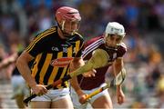8 July 2018; Robert Lennon of Kilkenny in action against Jason Flynn of Galway during the Leinster GAA Hurling Senior Championship Final Replay match between Kilkenny and Galway at Semple Stadium in Thurles, Co Tipperary. Photo by Brendan Moran/Sportsfile
