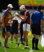 8 July 2018; Joe Canning of Galway wipes his hands and arms with a towel before taking a sideline cut during the Leinster GAA Hurling Senior Championship Final Replay match between Kilkenny and Galway at Semple Stadium in Thurles, Co Tipperary. Photo by Ray McManus/Sportsfile