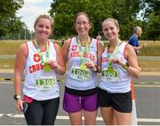 14 July 2018; From left, Carina Davidson, Niamh Quinn and Aisling O'Connor, all of Crusaders AC with their medals following the Irish Runner 10 Mile at Phoenix Park in Dublin. Photo by Eoin Smith/Sportsfile