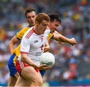14 July 2018; Peter Harte of Tyrone in action against Tadhg O'Rourke of Roscommon during the GAA Football All-Ireland Senior Championship Quarter-Final Group 2 Phase 1 match between Tyrone and Roscommon at Croke Park in Dublin. Photo by Ray McManus/Sportsfile