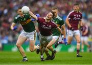 15 July 2018; Ian Burke of Galway in action against Jason Foley, left, and Peter Crowley of Kerry during the GAA Football All-Ireland Senior Championship Quarter-Final Group 1 Phase 1 match between Kerry and Galway at Croke Park, Dublin. Photo by Piaras Ó Mídheach/Sportsfile