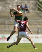 21 July 2018; Andrew Barry of Kerry in action against Alan Molloy of Galway during the GAA Football All-Ireland Junior Championship Final match between Kerry and Galway at Cusack Park in Ennis, Co. Clare. Photo by Diarmuid Greene/Sportsfile