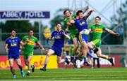 21 July 2018; Ciarán Thompson of Donegal in action against Tadhg O'Rourke of Roscommon during the GAA Football All-Ireland Senior Championship Quarter-Final Group 2 Phase 2 match between Roscommon and Donegal at Dr Hyde Park in Roscommon. Photo by David Fitzgerald/Sportsfile