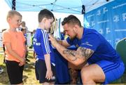 25 July 2018; Leinster player Andrew Porter with camp participants during the Bank of Ireland Leinster Rugby Summer Camp at Clondalkin RFC in Dublin. Photo by David Fitzgerald/Sportsfile