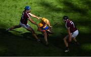 28 July 2018; Colm Galvin of Clare in action against Conor Cooney, left, and Aidan Harte of Galway during the GAA Hurling All-Ireland Senior Championship semi-final match between Galway and Clare at Croke Park in Dublin. Photo by Ramsey Cardy/Sportsfile