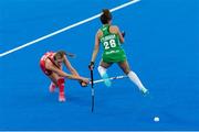 29 July 2018; Anna O’Flanagan of Ireland puts pressure on Giselle Ansley of England during the Women's Hockey World Cup Finals Group B match between England and Ireland at Lee Valley Hockey Centre, QE Olympic Park in London, England. Photo by Craig Mercer/Sportsfile