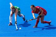 4 August 2018; Lizzie Colvin of Ireland puts pressure on Beatriz Perez of Spain during the Women's Hockey World Cup Finals semi-final match between Ireland and Spain at the Lee Valley Hockey Centre in QE Olympic Park, London, England. Photo by Craig Mercer/Sportsfile