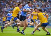 5 August 2018; Cormac Costello of Dublin in action against Ross Timothy, left, and David Murray of Roscommon during the GAA Football All-Ireland Senior Championship Quarter-Final Group 2 Phase 3 match between Dublin and Roscommon at Croke Park in Dublin. Photo by Piaras Ó Mídheach/Sportsfile