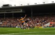 5 August 2018; Shane O'Donnell of Clare celebrates after scoring his side's first goal past Galway goalkeeper James Skehill during the GAA Hurling All-Ireland Senior Championship semi-final replay match between Galway and Clare at Semple Stadium in Thurles, Co Tipperary. Photo by Diarmuid Greene/Sportsfile