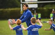8 August 2018; Leinster player Max Deegan with participants during the Bank of Ireland Leinster Rugby Summer Camp at Westmanstown RFC in Clonsilla, Dublin. Photo by Piaras Ó Mídheach/Sportsfile