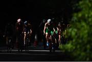10 August 2018; Russell White of Ireland, right, competing in the Men's Triathlon during day nine of the 2018 European Championships at Strathclyde Country Park in Glasgow, Scotland. Photo by David Fitzgerald/Sportsfile