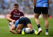 11 August 2018; Damien Comer of Galway tangles with Niall Scully of Dublin during the GAA Football All-Ireland Senior Championship semi-final match between Dublin and Galway at Croke Park in Dublin.  Photo by Piaras Ó Mídheach/Sportsfile