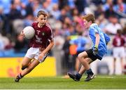 11 August 2018; Cahal McKaigue, St. Patricks PS Glen, Maghera, Derry, representing Galway, and Turlough Muldoon, Roan St Patrick’s PS Eglish, Tyrone, representing Dublin, during the INTO Cumann na mBunscol GAA Respect Exhibition Go Games at the GAA Football All-Ireland Senior Championship Semi Final match between Dublin and Galway at Croke Park in Dublin. Photo by Stephen McCarthy/Sportsfile