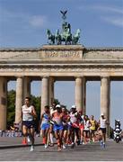 12 August 2018; The leading group passes the Brandenburg Gate whilst competing in the Men's Marathon event during Day 6 of the 2018 European Athletics Championships in Berlin, Germany. Photo by Sam Barnes/Sportsfile
