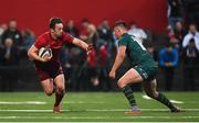 17 August 2018; Darren Sweetnam of Munster in action against Ollie Hassell-Collins of London Irish during the Keary's Renault pre-season friendly match between Munster and London Irish at Irish Independent Park in Cork. Photo by Diarmuid Greene/Sportsfile