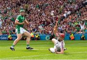 19 August 2018; Shane Dowling of Limerick shoots to score his side's third goal during the GAA Hurling All-Ireland Senior Championship Final match between Galway and Limerick at Croke Park in Dublin. Photo by Seb Daly/Sportsfile