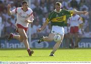 24 August 2003; Tomas O'Se of Kerry, in action against Sean Cavanagh of Tyrone during the Bank of Ireland All-Ireland Senior Football Championship Semi-Final match between Tyrone and Kerry at Croke Park in Dublin. Photo by Damien Eagers/Sportsfile