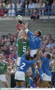 30 August 2003; Leo Cullen, Ireland, in action against Italy's Cristian Bezzi during the Permanent TSB test between Ireland and Italy at Thomond Park, Limerick. Photo by Matt Browne/Sportsfile
