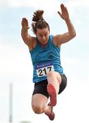 18 August 2018; Ursula Barrett of St. Brendan's A.C., Co. Kerry, W40, competing in the Long Jump event during the Irish Life Health National Track & Field Masters Championships at Tullamore Harriers Stadium in Offaly. Photo by Piaras Ó Mídheach/Sportsfile