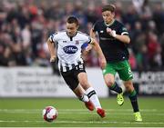 28 August 2018; Robbie Benson of Dundalk in action against Ronan Finn of Shamrock Rovers during the SSE Airtricity Premier Division match between Dundalk and Shamrock Rovers at Oriel Park in Dundalk, Louth. Photo by Stephen McCarthy/Sportsfile