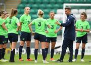 30 August 2018; Republic of Ireland head coach Colin Bell with his players during the Republic of Ireland WNT squad training session at Tallaght Stadium in Dublin. Photo by Matt Browne/Sportsfile