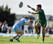 1 September 2018; Tiernan O’Halloranof Connacht is tackled by Nick Grigg of Glasgow Warriors during the Guinness PRO14 Round 1 match between Connacht and Glasgow Warriors at the Sportsground in Galway. Photo by Seb Daly/Sportsfile