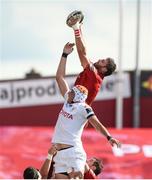1 September 2018; Jean Kleyn of Munster wins possession in a lineout ahead of JP du Preez of Toyota Cheetahs during the Guinness PRO14 Round 1 match between Munster and Toyota Cheetahs at Thomond Park in Limerick. Photo by Diarmuid Greene/Sportsfile