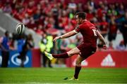 1 September 2018; JJ Hanrahan of Munster kicks a conversion during the Guinness PRO14 Round 1 match between Munster and Toyota Cheetahs at Thomond Park in Limerick. Photo by Diarmuid Greene/Sportsfile