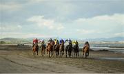 6 September 2018; Runners and riders during the @melbourne10racing Handicap during the Laytown Strand Races at Laytown in Meath. Photo by David Fitzgerald/Sportsfile