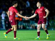 7 September 2018; Joey Carbery, left, of Munster is brought on to replace teammate Rory Scannell during the Guinness PRO14 Round 2 match between Glasgow Warriors and Munster at Scotstoun Stadium in Glasgow, Scotland. Photo by Kenny Smith/Sportsfile
