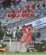 9 September 2018; Cork substitutes look on as Orla Cotter of Cork prepares to score the winning point, from a free, during the Liberty Insurance All-Ireland Senior Camogie Championship Final match between Cork and Kilkenny at Croke Park in Dublin. Photo by Piaras Ó Mídheach/Sportsfile