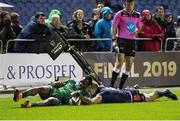 14 September 2018; Niyi Adeolokun of Connacht scores his side's try during the Guinness PRO14 Round 3 match between Edinburgh Rugby and Connacht at BT Murrayfield Stadium, in Edinburgh, Scotland. Photo by Kenny Smith/Sportsfile