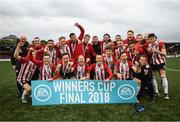 16 September 2018; The Derry City squad celebrate following the EA SPORTS Cup Final match between Derry City and Cobh Ramblers at Brandywell Stadium, Derry. Photo by Stephen McCarthy/Sportsfile