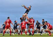 22 September 2018; Robin Copeland of Connacht wins a line-out during the Guinness PRO14 Round 4 match between Connacht and Scarlets at the Sportsground in Galway. Photo by Seb Daly/Sportsfile
