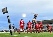 22 September 2018; Robin Copeland of Connacht wins a line-out during the Guinness PRO14 Round 4 match between Connacht and Scarlets at the Sportsground in Galway. Photo by Seb Daly/Sportsfile