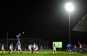 22 September 2018; Devin Toner of Leinster wins possession from a lineout during the Guinness PRO14 Round 4 match between Leinster and Edinburgh at the RDS Arena in Dublin. Photo by David Fitzgerald/Sportsfile